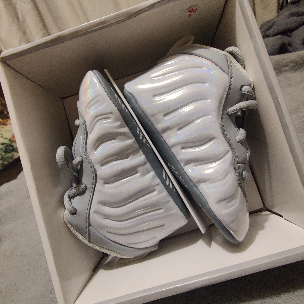 Baby/ toddler shoes